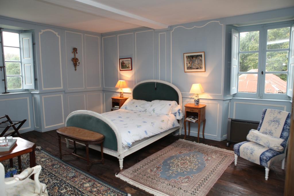 Manoir De Belle-Noe Bed & Breakfast Dol-de-Bretagne Room photo