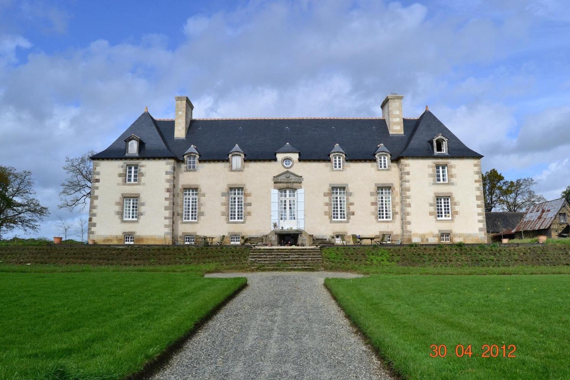 Manoir De Belle-Noe Bed & Breakfast Dol-de-Bretagne Exterior photo